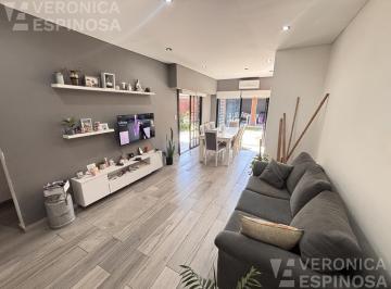 PH · 80m² · 3 Ambientes · 1 Cochera · PH de Tres Ambientes en Venta, Villa Luzuriaga
