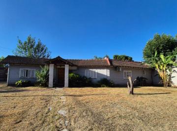 Casa de 5 ambientes, Almirante Brown · Casa Apta Credito en Venta