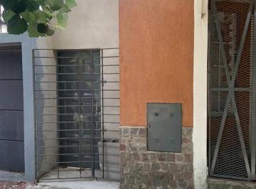 PH de 2 ambientes, Quilmes · PH a Reciclar en Bernal