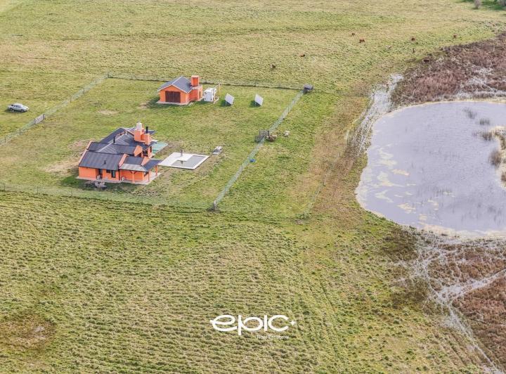 Campo · 264m² · 4 Ambientes · 2 Cocheras