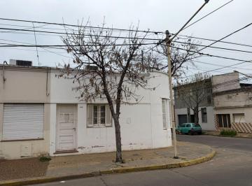 Casa · 110m² · 3 Ambientes · 1 Cochera · Casa en Venta en Pergamino