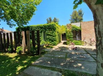 Casa · 220m² · 6 Ambientes · Casa en Alq. Temporario en Santa Maria de Tigre, Rincón de Milberg, Tigre
