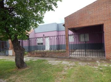 Casa de 4 ambientes, Bahía Blanca · Enrique Julio 248, Vende Casa de Tres Dorm..
