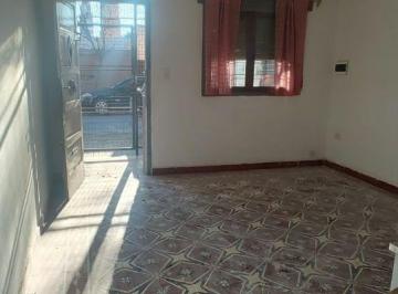 Departamento de 2 ambientes, Córdoba · Alquilo Dpto – 2 Dorm. – B° Yofre