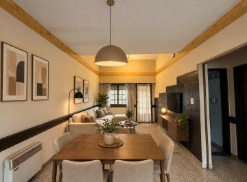 Casa · 113m² · 5 Ambientes · 1 Cochera · Venta Casa de 2 Plantas con 3 Dorm., Cochera y Patio Barrio Bella Vista, Rosario