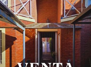 PH · 38m² · 2 Ambientes · PH en Venta de Dos Plantas con Patio en Gerli