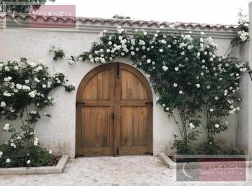 Casa · 400m² · 7 Ambientes · Casa - El Encuentro