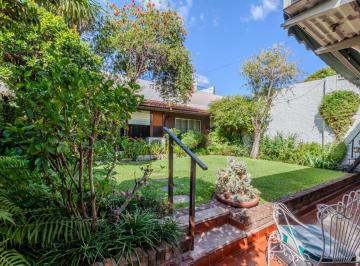 Casa de 6 ambientes, Villa Devoto · Venta Casa/terreno/block con Jardín en Villa Devoto