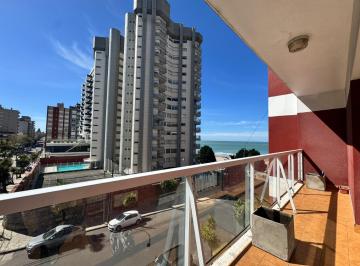 Departamento · 80m² · 3 Ambientes · 1 Cochera · Departamento en Playa Grande