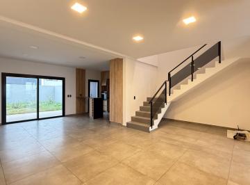 PH · 180m² · 8 Ambientes · 2 Cocheras · Espectacular Duplex a La Venta en Colinas de Manantiales