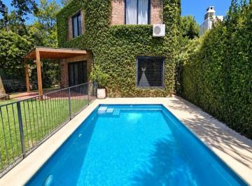 Casa · 175m² · 4 Ambientes · Casa de Diseño con Gran Jardín y Pileta – Santa Rita, Boulogne