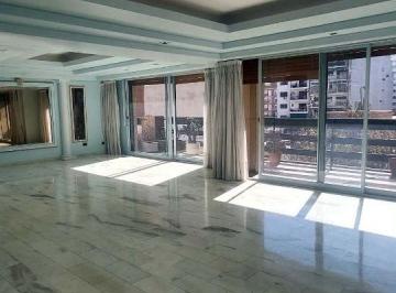 Departamento de 4 ambientes, Flores · Semipiso en Venta 4 Amb Mas Dependencia Cochera y Baulera