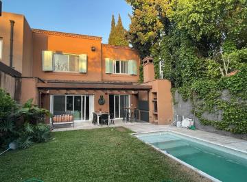 Casa · 230m² · 6 Ambientes · Diciembre a Febrero Usd 4.000