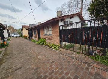 PH · 50m² · 2 Ambientes · 1 Cochera · Alquiler PH 2 Ambientes C/ Patio Cochera Ituzaingo