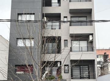 Departamento · 28m² · 1 Ambiente · Alquiler Monoambiente Al Frente con Balcón en Haedo