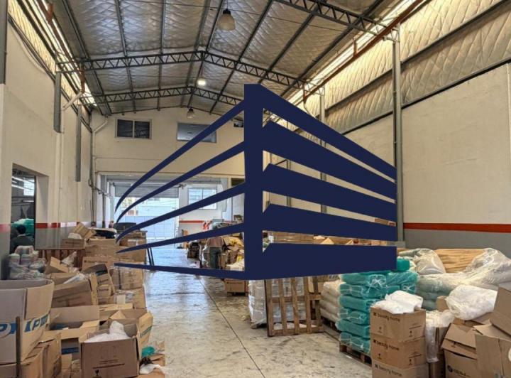 Bodega-Galpón · 970m²