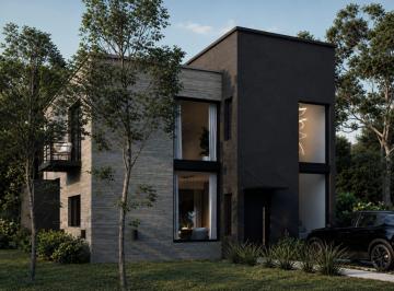Casa · 248m² · 4 Ambientes · Casa en El Carmencito en Obra Finanlizacion Enero 2027