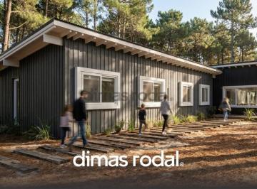 Casa · 165m² · 5 Ambientes · Casa a Estrenar 4 Dorm. en Costa Esmeralda