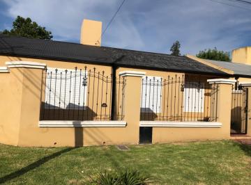 Casa · 120m² · 4 Ambientes · Casa en Alquiler Temporario