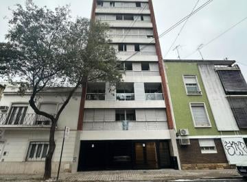Departamento · 107m² · 6 Ambientes · Italia Al 1400 Venta Departamento 4 Dorm. en El Centro de Rosario