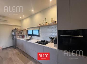Casa · 96m² · 1 Dormitorio · 2 Cocheras · Casa en Venta en Estilo Campo Canning