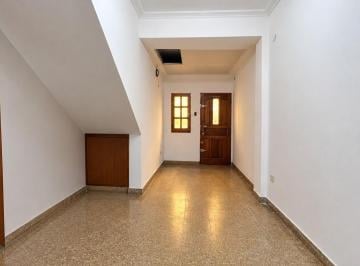 Casa · 80m² · 3 Ambientes · 1 Cochera · Casa Dos Dorm. con Cochera