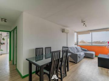 Departamento · 61m² · 4 Ambientes · 1 Cochera · Venta Tres Cruces 3 Dorm. con Garage