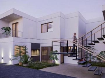 PH · 80m² · 4 Ambientes · 1 Cochera · PH en Carrodilla La Puntilla