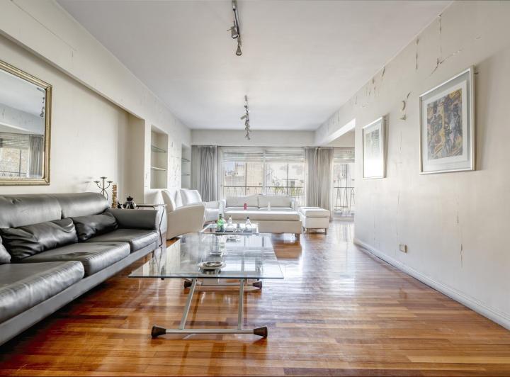 Departamento · 167m² · 5 Ambientes · 1 Cochera