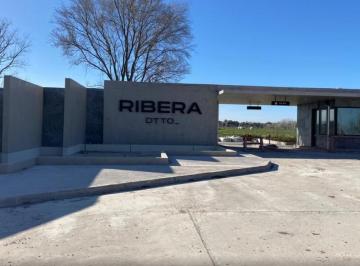 Casa · 714m² · 4 Ambientes · 2 Cocheras · Casa en Venta en Barrio Ribera de 3 Dorm., Escritorio y Pileta Barrio Ribera