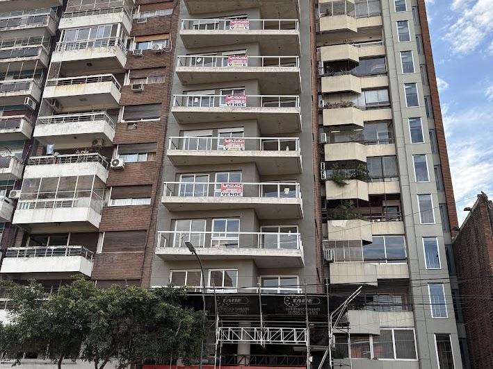 Departamento · 80m² · 3 Ambientes · 1 Cochera