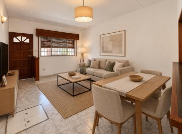 Casa · 88m² · 3 Ambientes · Venta: Casa de Dos Dorm. con Patio y Terraza. Apta Crédito