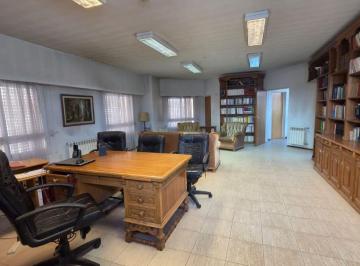Oficina comercial de 7 ambientes, Cipolletti · Oficina Comercial de 170 m² en Alquiler en Cipolletti
