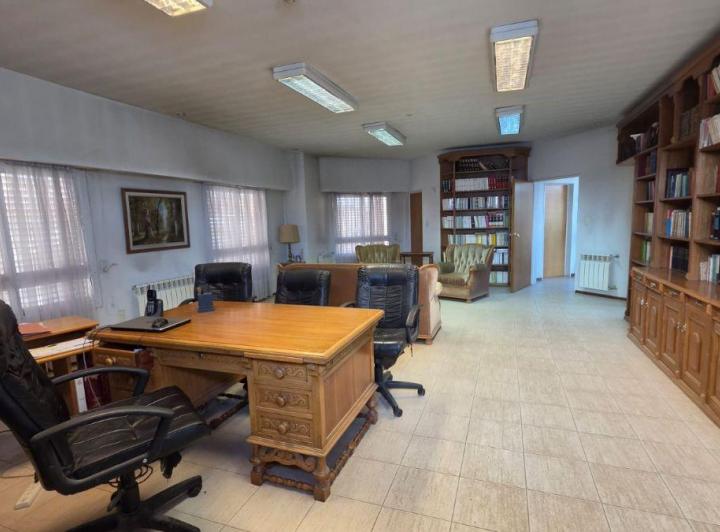 Oficina comercial · 170m² · 7 Ambientes