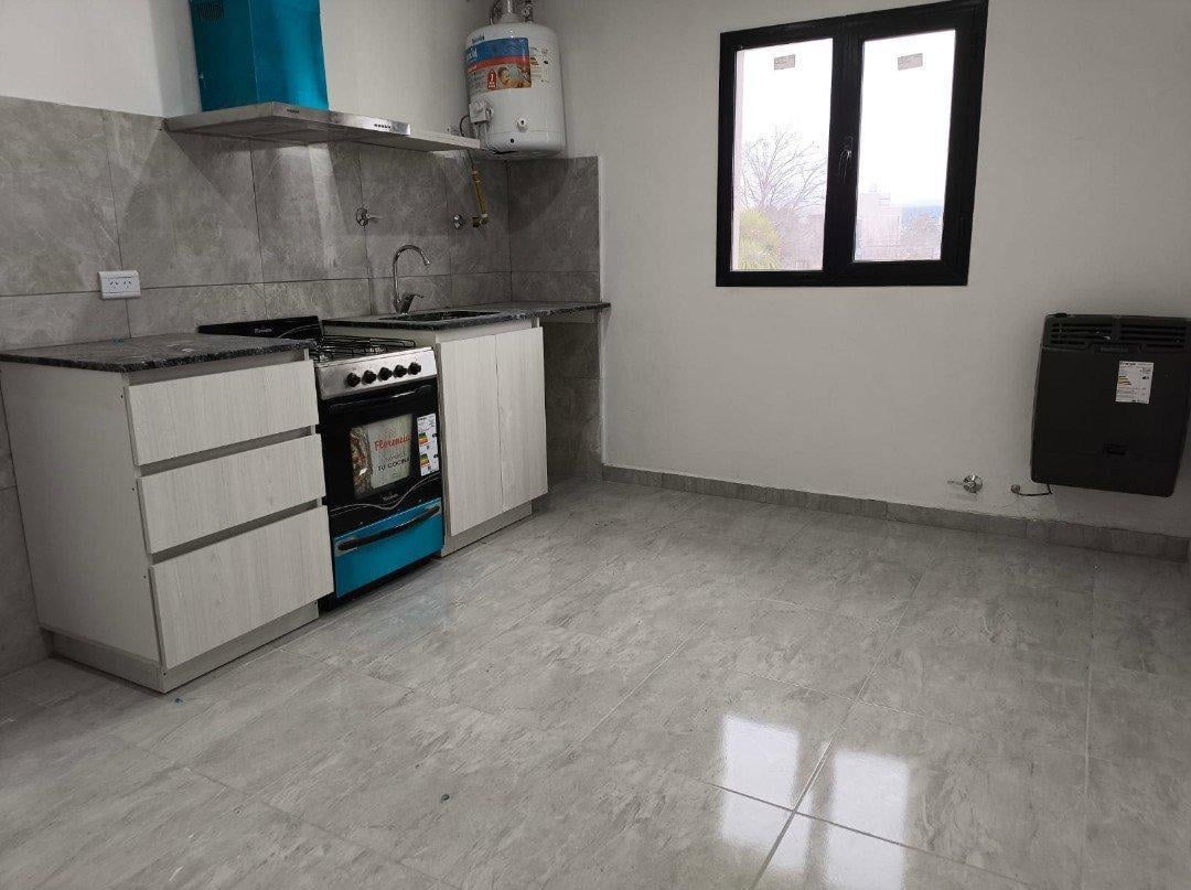 Departamento de 2 ambientes en planta baja en venta