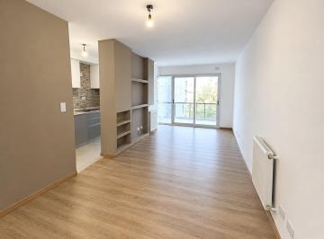 Departamento · 60m² · 3 Ambientes · Departamento de 2 Dorm. en Alquiler con Posibilidad de Cochera / Zona Río