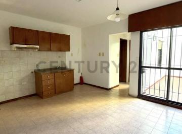 Departamento · 34m² · 2 Ambientes · Departamento de 1 Dormitorio con Patio Seco Excelente Ubicación. Venado Tuerto