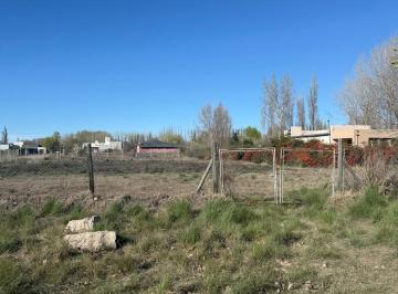 Terreno · 2466m² · Venta de Terreno en Calle Simone de Plottier
