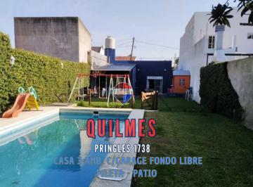 Casa · 110m² · 3 Ambientes · 1 Cochera · Venta Casa 3 Amb. Quilmes F/ Libre Pileta Garage