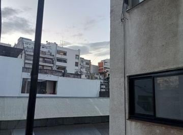 Departamento de 2 ambientes, Almagro · Exc 2 Amb Muy Buen Estado Piso 3° Muy/luminoso Baño y Cocina Reciclados 30 m² San Luis y Billinghurs