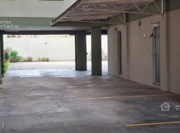 Garage · 8m² · Cochera a 2 Cuadras de Av Maipú Descubierta.
