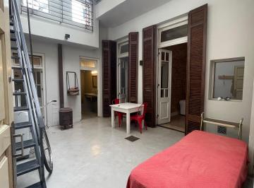 PH de 2 ambientes, Colegiales · PH en Colegiales - Maure 3200 - Plaza Mafalda