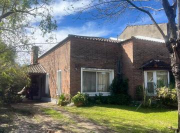 Casa de 4 ambientes, Tigre · Casa Ladrillo a La Vista de Una Planta