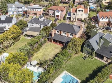 Casa · 198m² · 5 Ambientes · 2 Cocheras · Casa en Venta en El Barrio Rincón de La Costa, Rincón de Milberg, Tigre