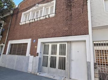 PH · 112m² · 6 Ambientes · Alquiler PH 3 Dorm. con Terraza Cofico