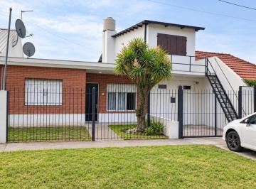 PH · 80m² · 3 Ambientes · Alquier Casa 3 Amb