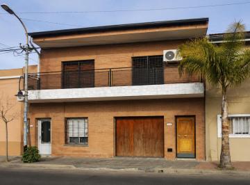 Casa · 300m² · 15 Ambientes · Casa - Venta - Prox Estacion Virreyes / Ideal Centro Médico, Geriátrico o Institución