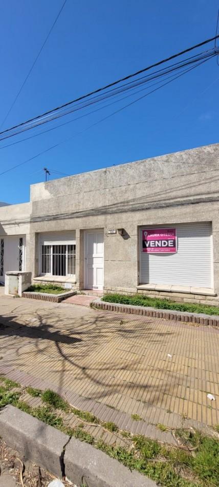 Casa 3 dorm, 120m² cubiertos en venta — Sarmiento 1311, Centro