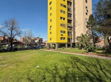 Departamento de 4 ambientes, La Matanza · Departamento en Venta C/ Cochera Descubierta en Ciudad Madero