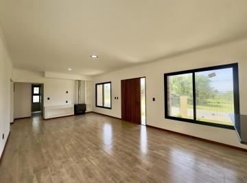 Casa · 100m² · 4 Ambientes · 1 Cochera · Venta | Alquiler - Casa a Estrenar de 3 Dorm. en Colonia del Sacramento